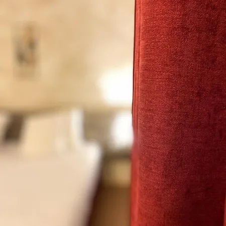 Hotel Logis Medieval, Montelimar Nord Rochemaure