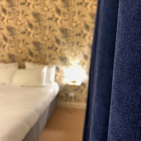 Logis Médiéval, Montélimar Nord Hotel 3*