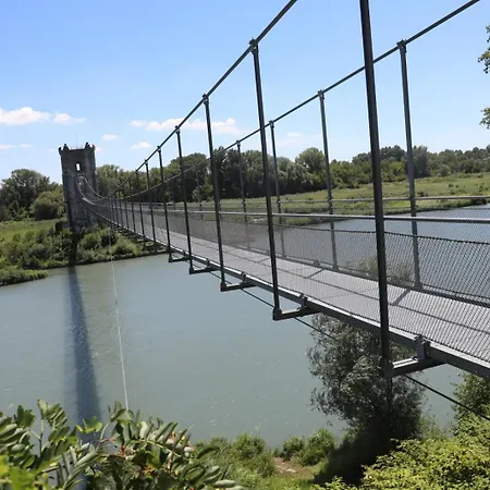 Logis Médiéval, Montélimar Nord Hotel