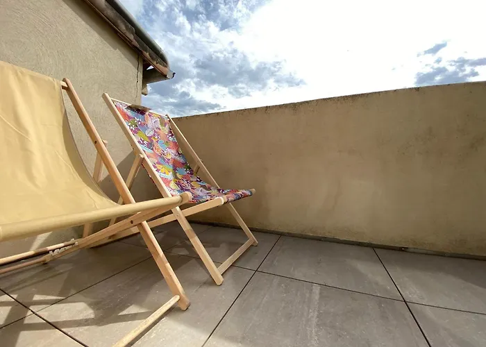 Logis Medieval, Montelimar Nord 3* Rochemaure