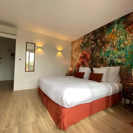 Hotel Logis Medieval, Montelimar Nord Rochemaure