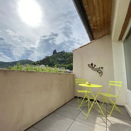 Logis Medieval, Montelimar Nord 3* Rochemaure