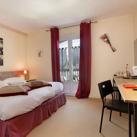 酒店 Logis Medieval, Montelimar Nord 罗什莫尔