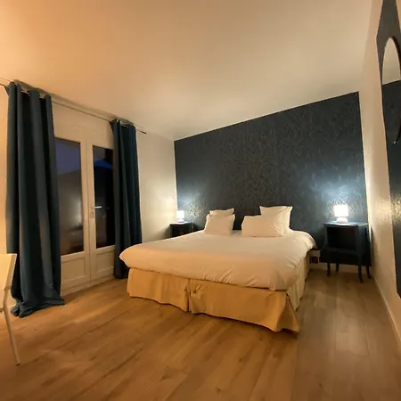 호텔 Logis Medieval, Montelimar Nord 3*