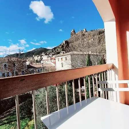 Logis Medieval, Montelimar Nord 酒店 3*